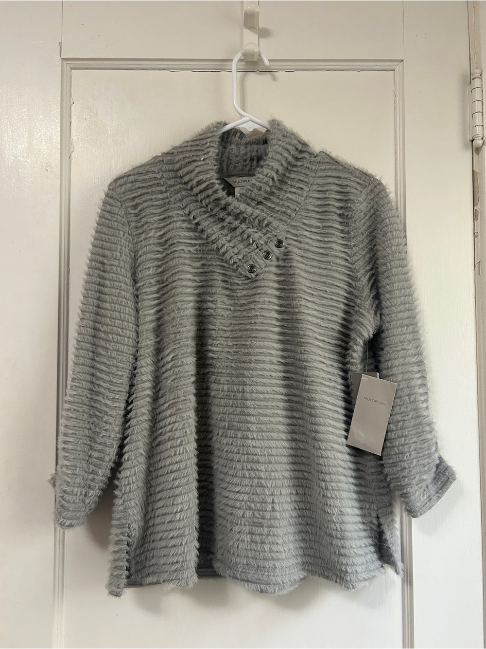 NWT!! Women’s Multiples Cozy Ribbed Funnel Neck Sweater - Size Petite Large